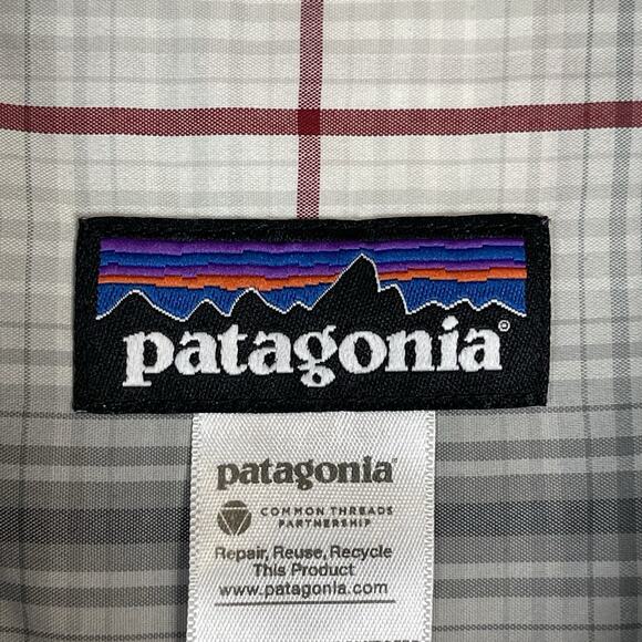 Patagonia Shirt Mens XL Gray Striped Long Sleeve Stretch Lightweight Pocket - Picture 3 of 12